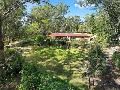 26 McArthur Drive, Falls Creek