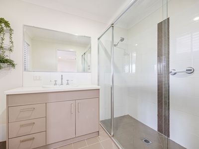 8 Blaxland Road, Urraween