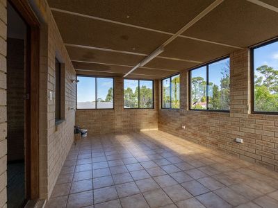25 Liverpool Street , Shoalwater