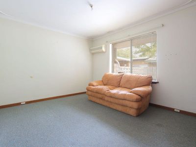 24 Hawker Street , Safety Bay