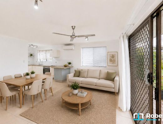  Tewantin ground floor unit, short walk to shops image 3