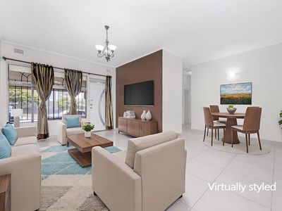 1 / 8 St Helena Parade, Eastlakes