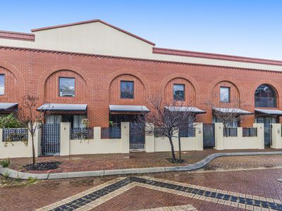 10 Little Shenton Lane, Northbridge