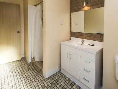 1 / 2 Lewis Street, Airlie Beach