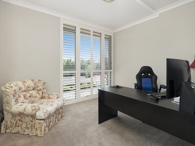 7 / 5 Sherwin Avenue, Castle Hill