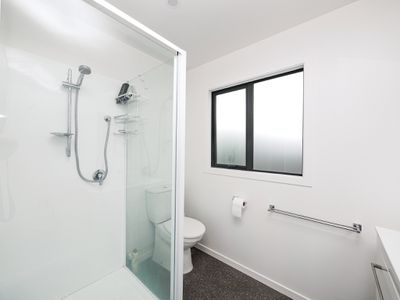 E / 20 David, Caversham