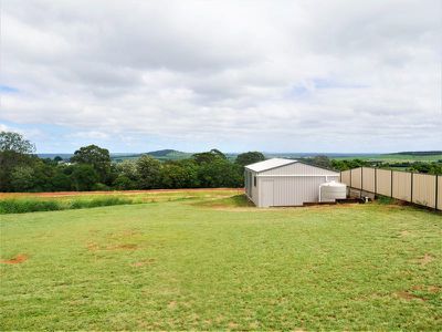 5 Bernard Crescent, Kingaroy