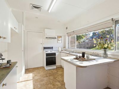 37 Buena Vista Avenue, Lake Heights