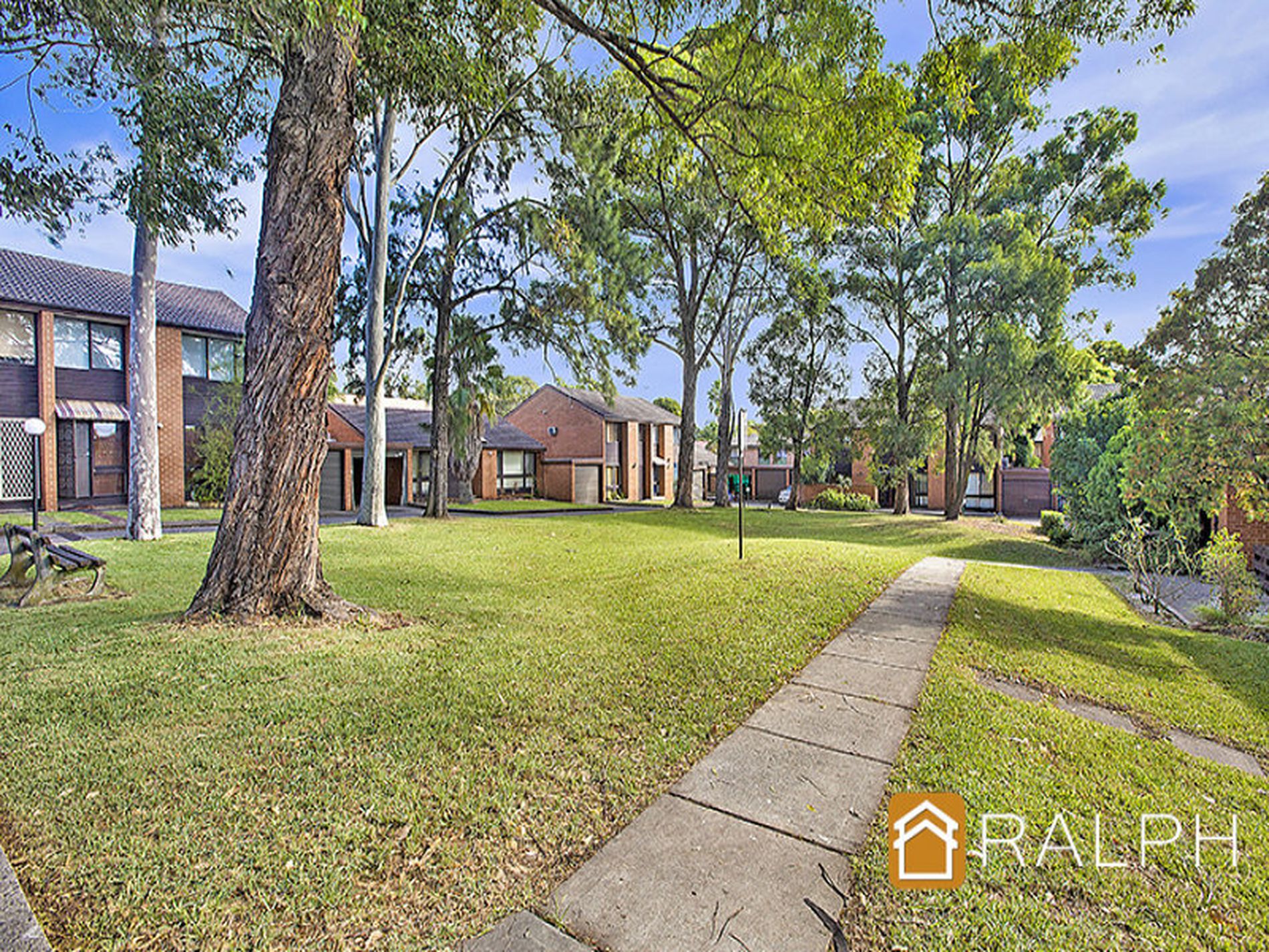 10 / 8A Chiswick Road, Greenacre