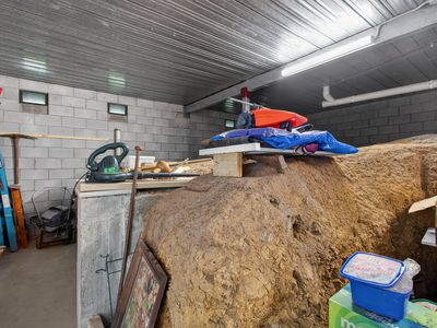 8 Blackcurrant Drive, Hideaway Bay