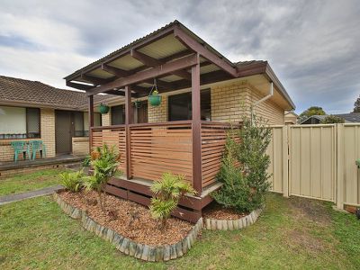 4 / 4 Lyne Street, Oak Flats