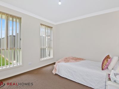 10 Barrow Circuit, Jordan Springs