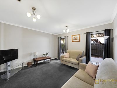 40 Holyoake Parade, Manor Lakes