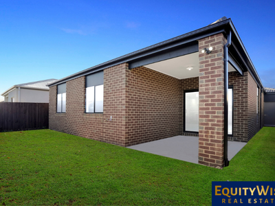 48 Communal Road, Wyndham Vale
