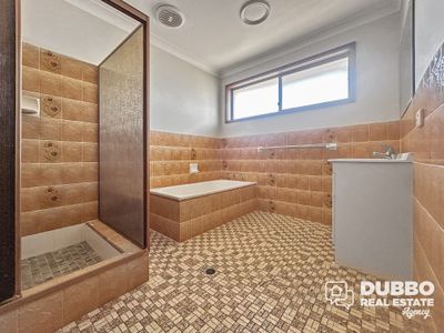 2 / 35 East Street, Dubbo