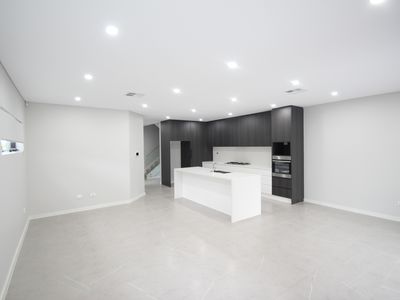27A Virginia, Guildford