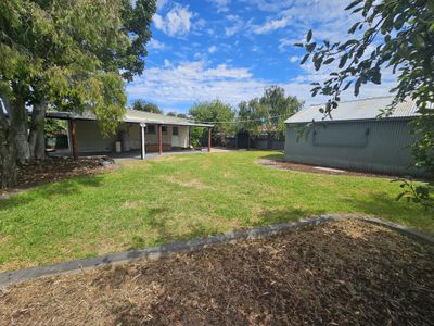 1 Degaris Street, Millicent