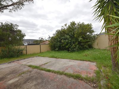 16 Banyard Avenue, Kelmscott