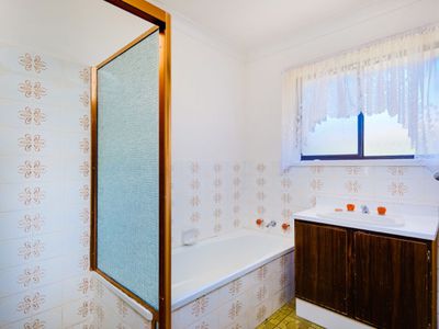 796 ST JAMES CRESCENT, North Albury