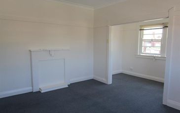4 / 1 Barker  St, Kingsford