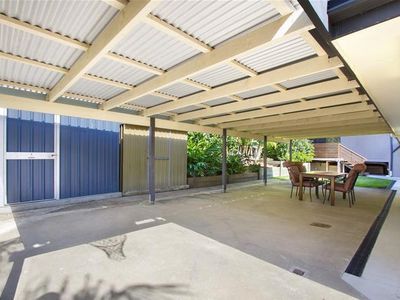 6 Gills Close, Rochedale South