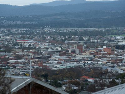 2 / 100 Granville Street, West Launceston