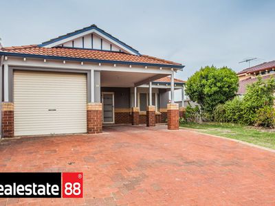 18 Burdett Retreat, Murdoch