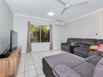 11 Buckingham Street, Gunn
