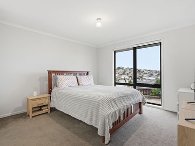 19 Lagoon View Court, Midway Point