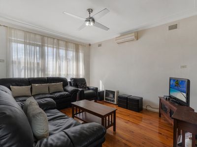 14 Aubrey Street, Ingleburn