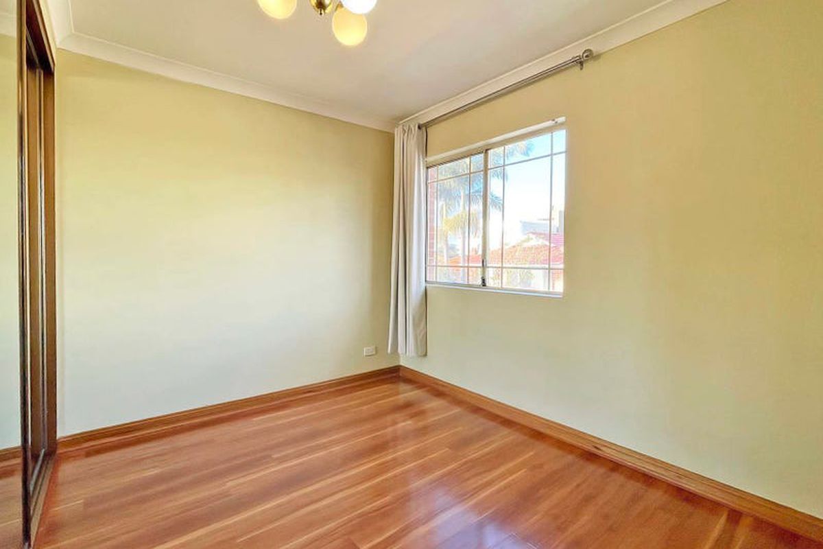 18 Carilla Street, Burwood
