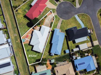 5 Macaranga Court, Laidley