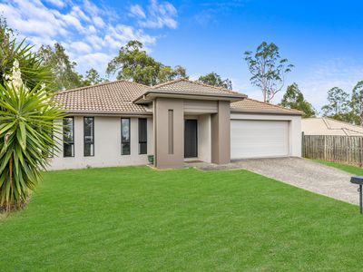 14 Goldenwood Crescent, Fernvale