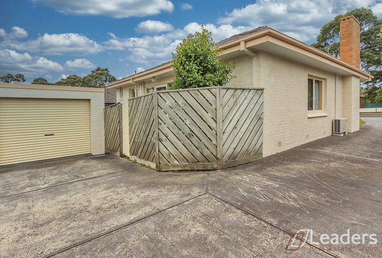 1 / 159 Blackburn Road, Mount Waverley