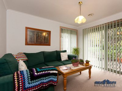 64 Lakeview Drive, Narre Warren South