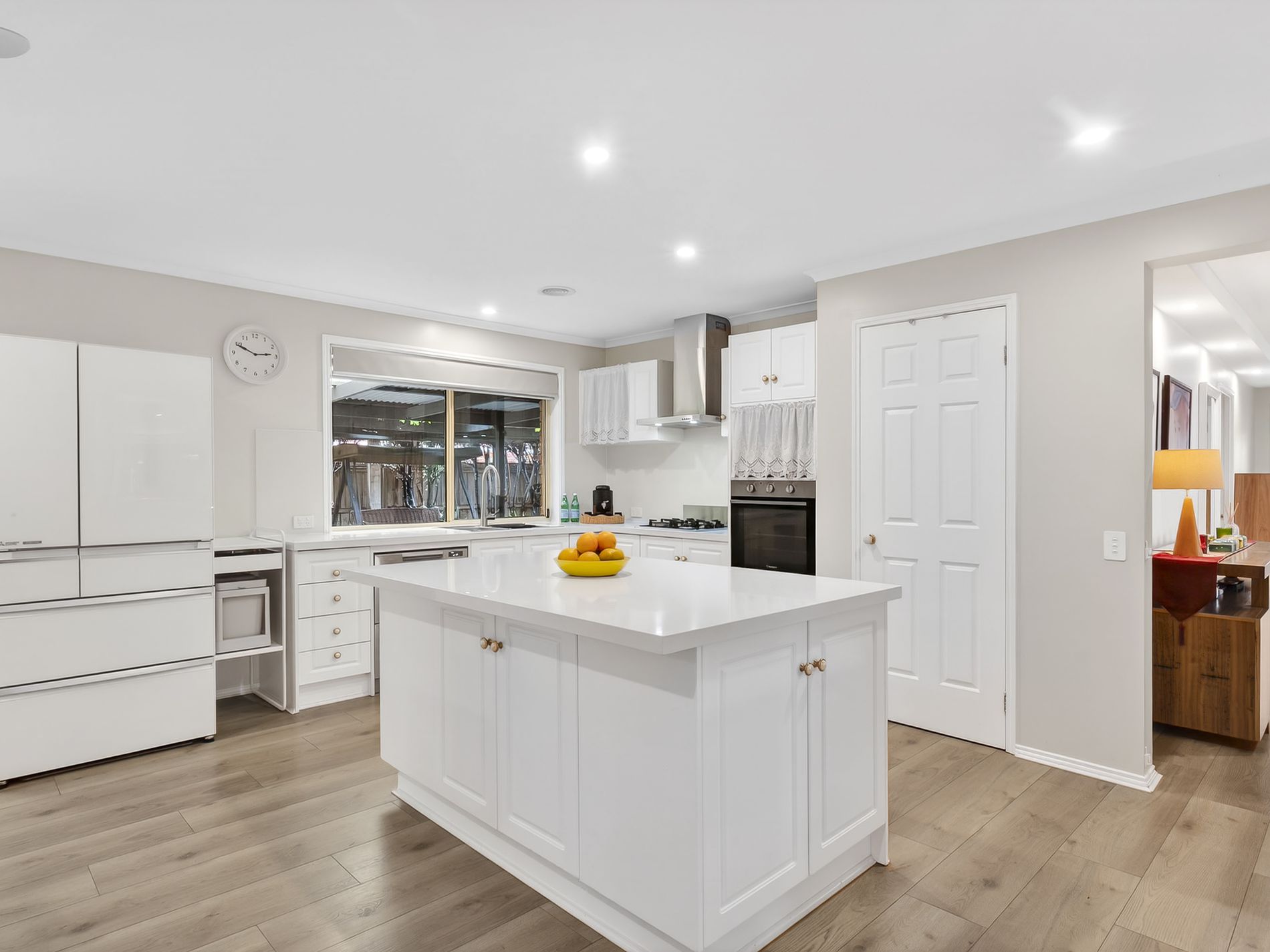 16 Skylark Court, Lara