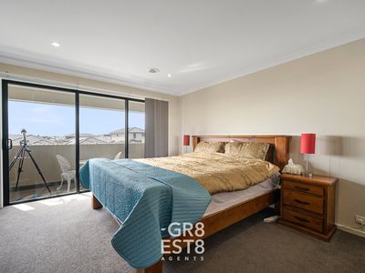 65 Aquatic Drive, Cranbourne West