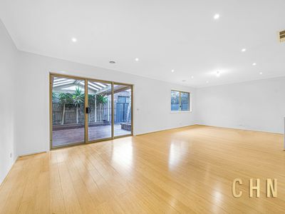 7 Donaldson Place, Point Cook