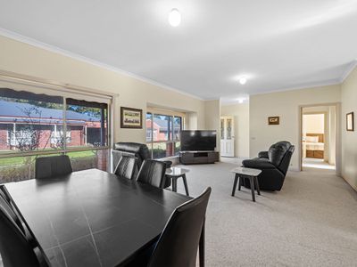 4 Winnen Place, Port Fairy