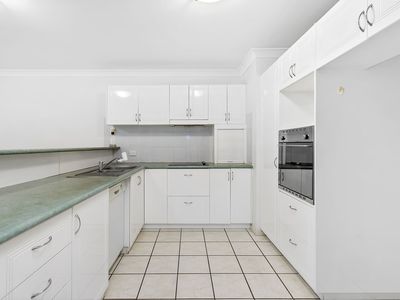 7 / 52-54 York Street, Indooroopilly