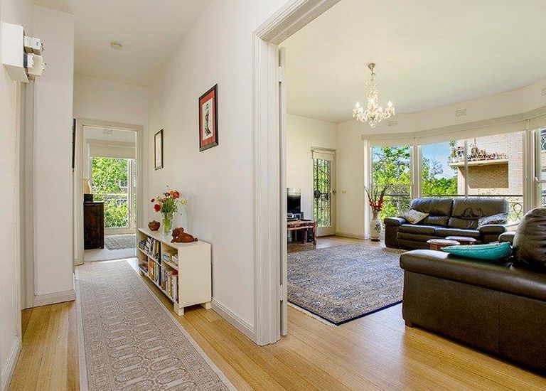 16 / 49A Kensington Road, South Yarra