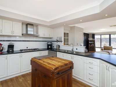 39 Haslingfield Way, Butler