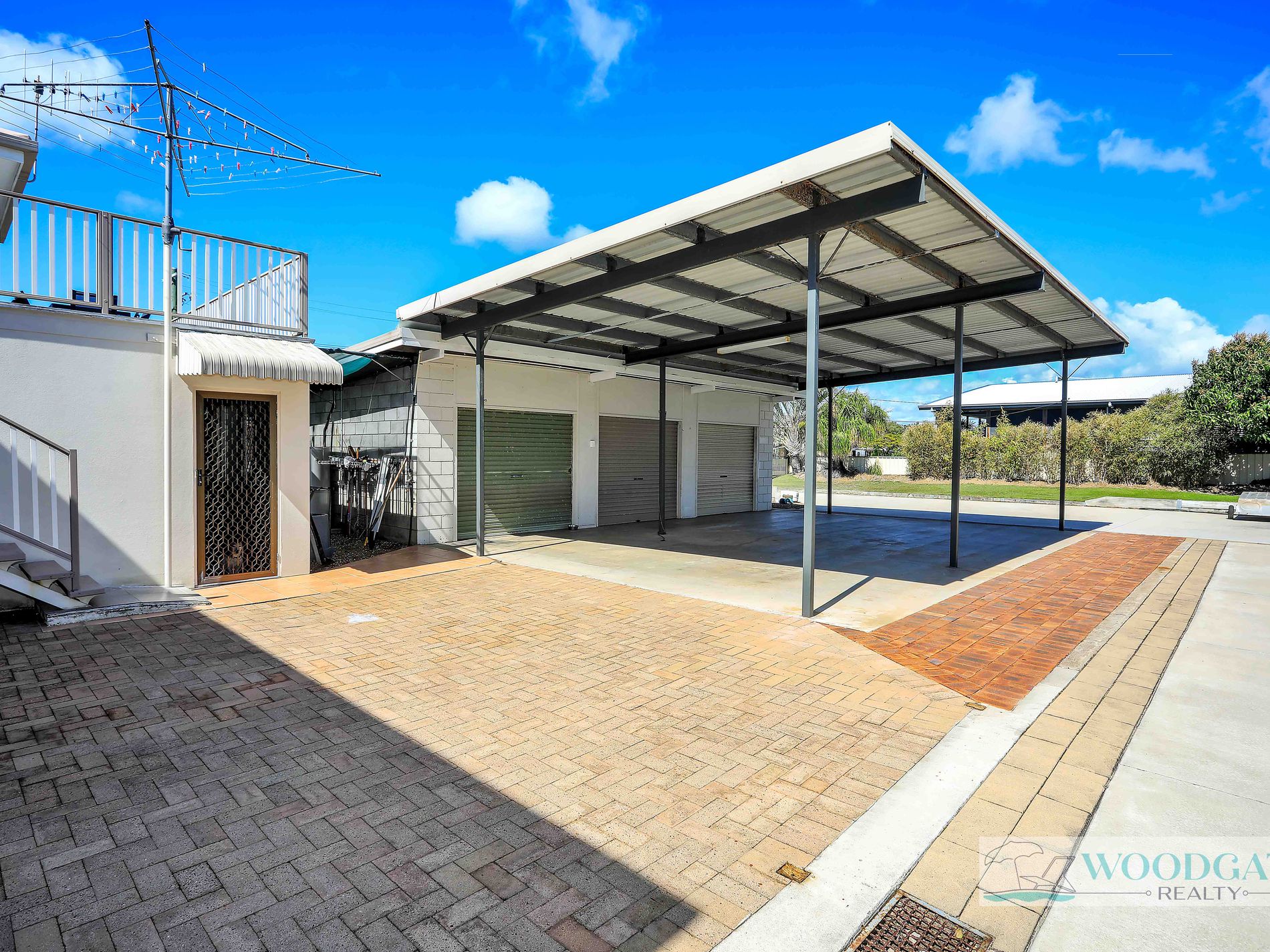 101 Esplanade, Woodgate