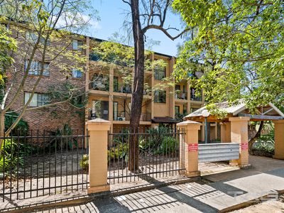 15 / 227-231 Targo Road, Girraween