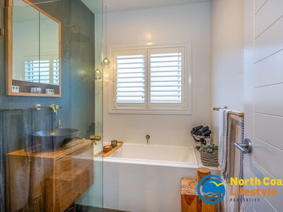 2 / 6 Canowindra Court, South Golden Beach