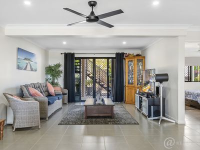 9 Priors Pocket Road, Pacific Heights