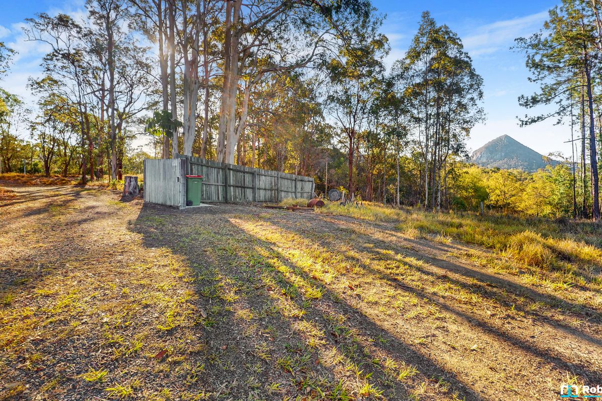 42 Hillview Lane, Pomona