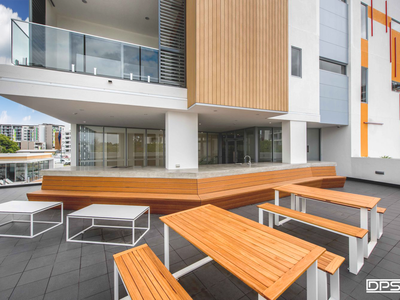 5 / 8 Hawksburn Road, Rivervale
