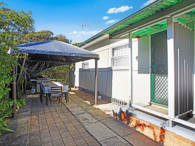 2 / 77 Ocean Street, Windang