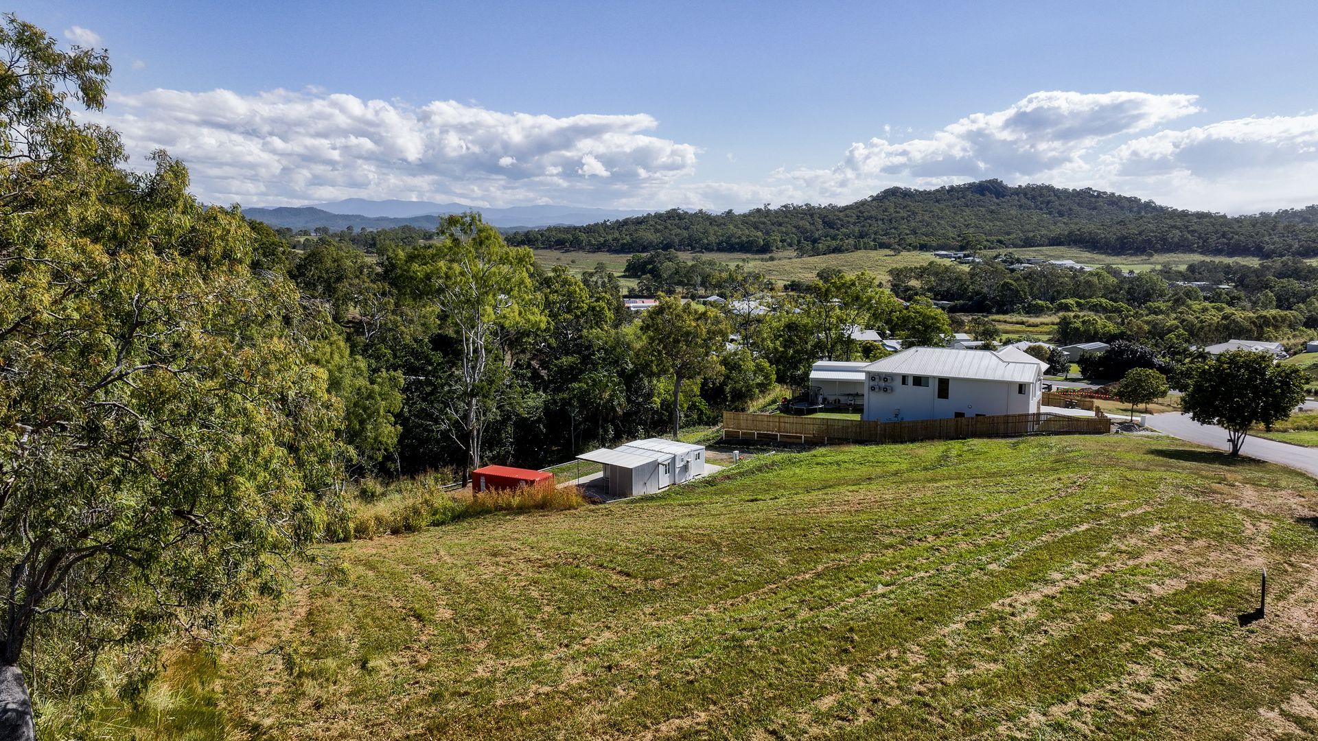 16-18 View Court, Seaforth